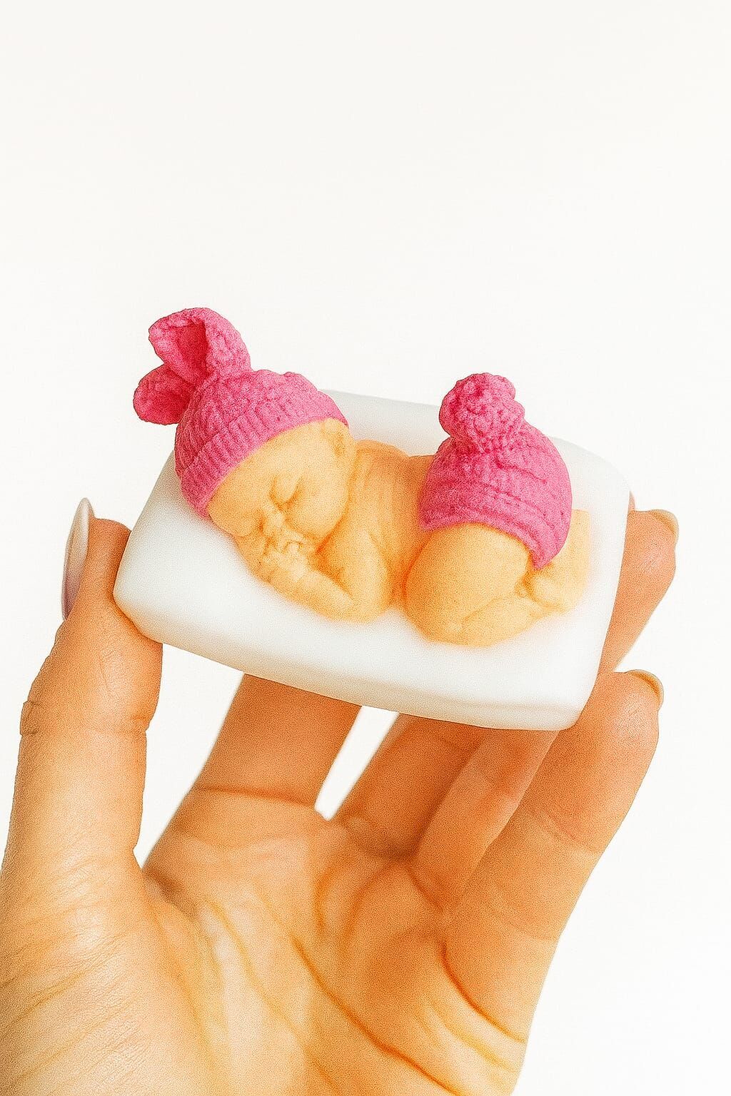 SOO SOAP PONPONLU KIZ BEBEK SABUN HEDİYELİK DEKORATİF