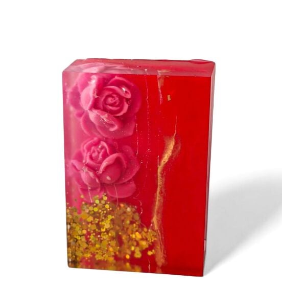 SOO SOAP GÜL VE GOLD DETAYLI EL YAPIMI HEDİYELİK DEKORATİF SABUN DİLİMİ