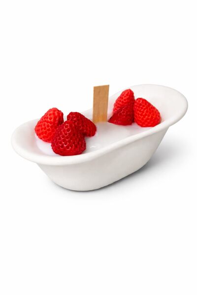 ÇİLEKLİ KÜVET MUM DEKORATİF EL DÖKÜMÜ SOYA WAX