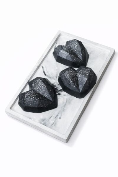 SOO SOAP SİYAH SİMLİ KALP SABUN SETİ MERMER DESENLİ TEPSİLİ EL YAPIMI HEDİYELİK DEKORATİF